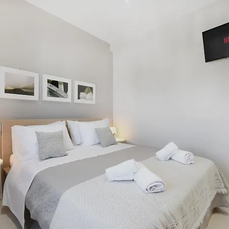 Sunset Luxury - Rooftop In The Center